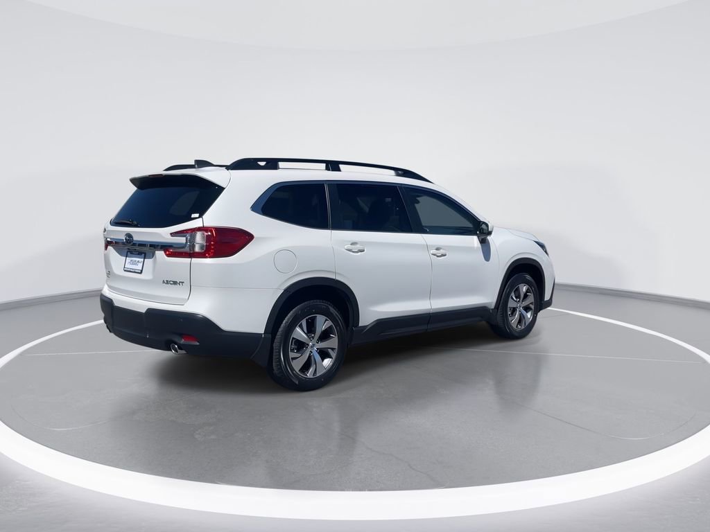 Used 2025 Subaru Ascent Premium AWD/4WD image 8