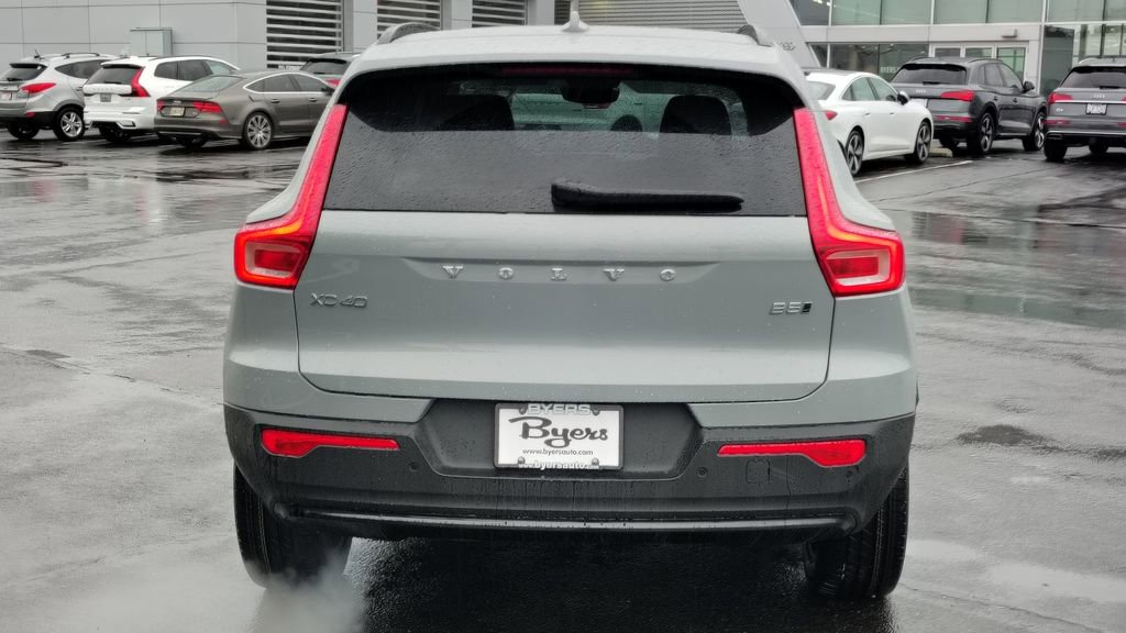 New 2026 Volvo XC40 B5 Plus w/ Protection Package Premier image 29