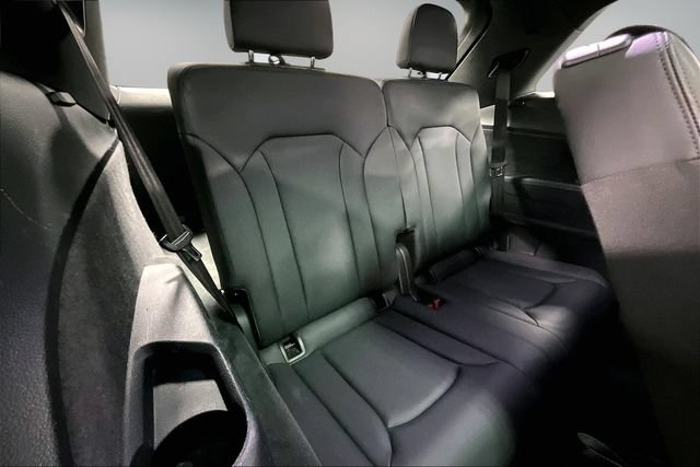 Used 2021 Audi Q7 3.0T Premium Plus w/ Premium Plus Package AWD/4WD image 25