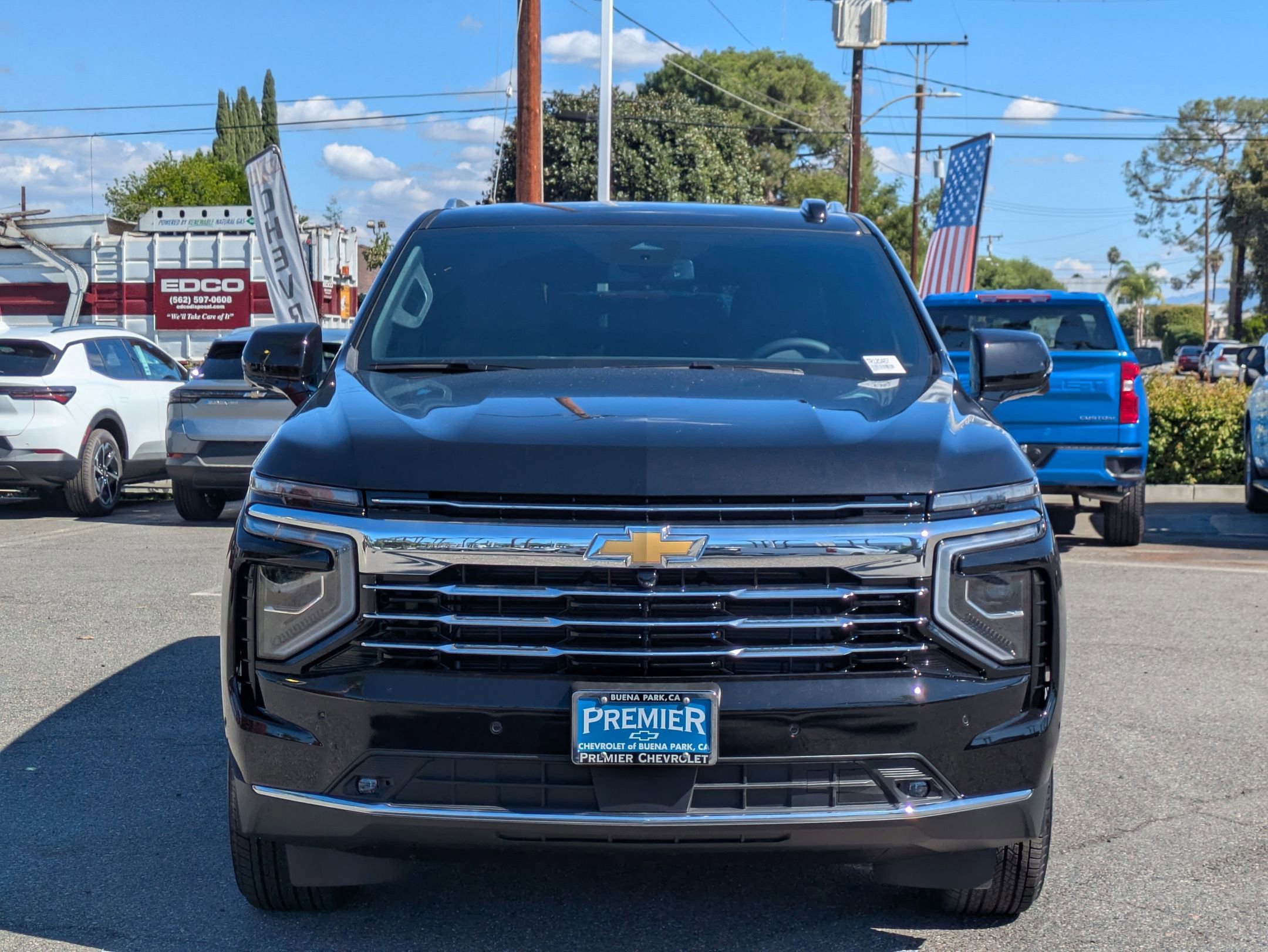 New 2026 Chevrolet Suburban LT w/ Comfort Package image 8