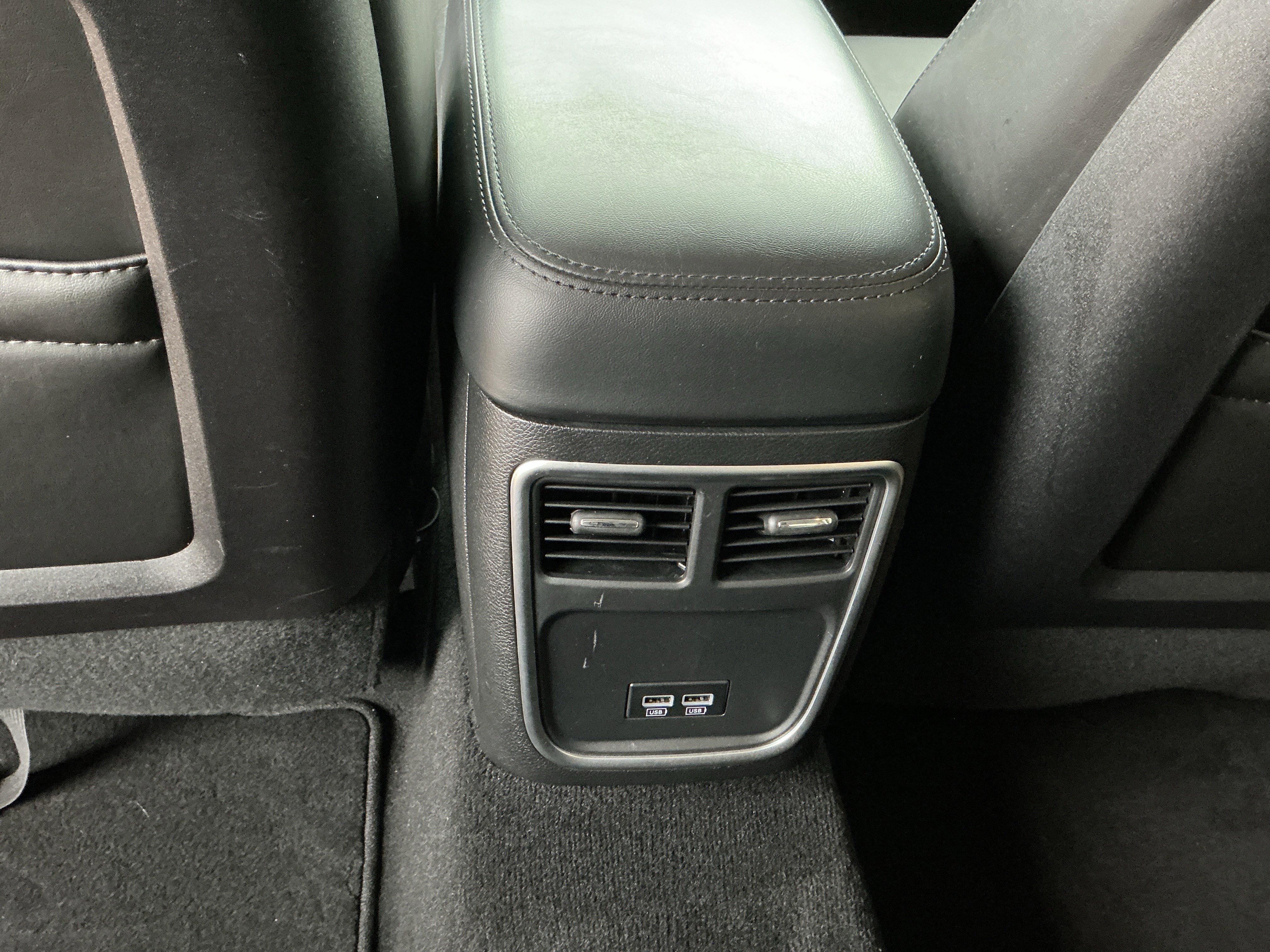 Used 2021 Chrysler 300 Touring L image 32