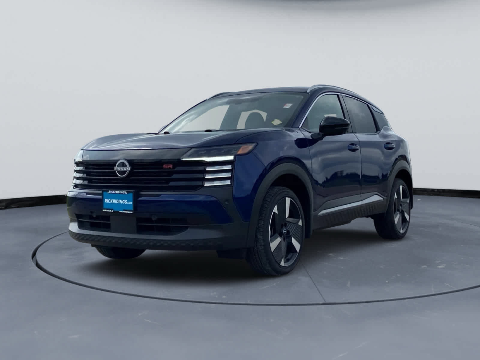 Used 2026 Nissan Kicks SR FWD image 11
