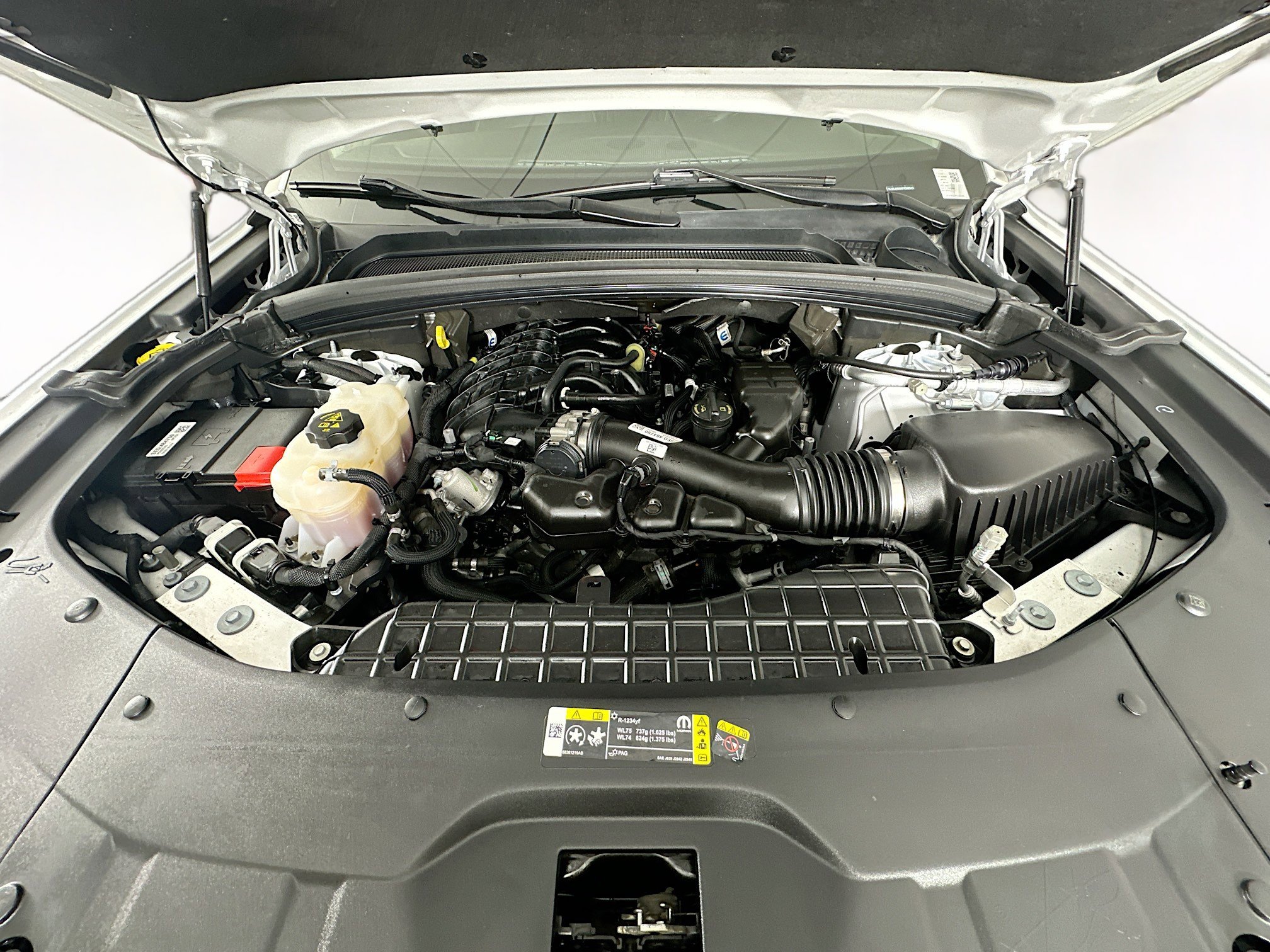 Used 2023 Jeep Grand Cherokee Limited w/ Black Appearance Package image 34