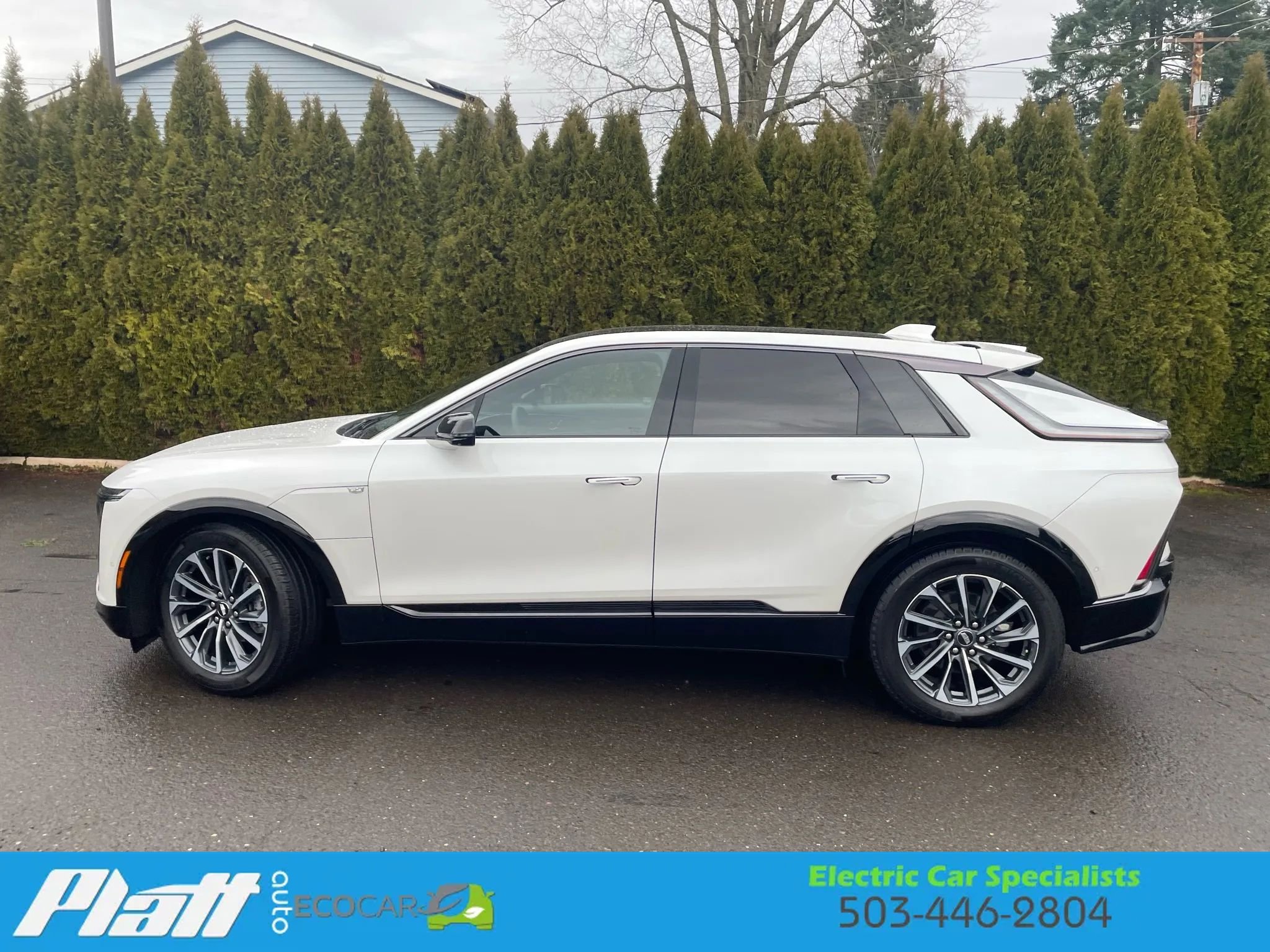 Used 2024 Cadillac Lyriq Sport image 7