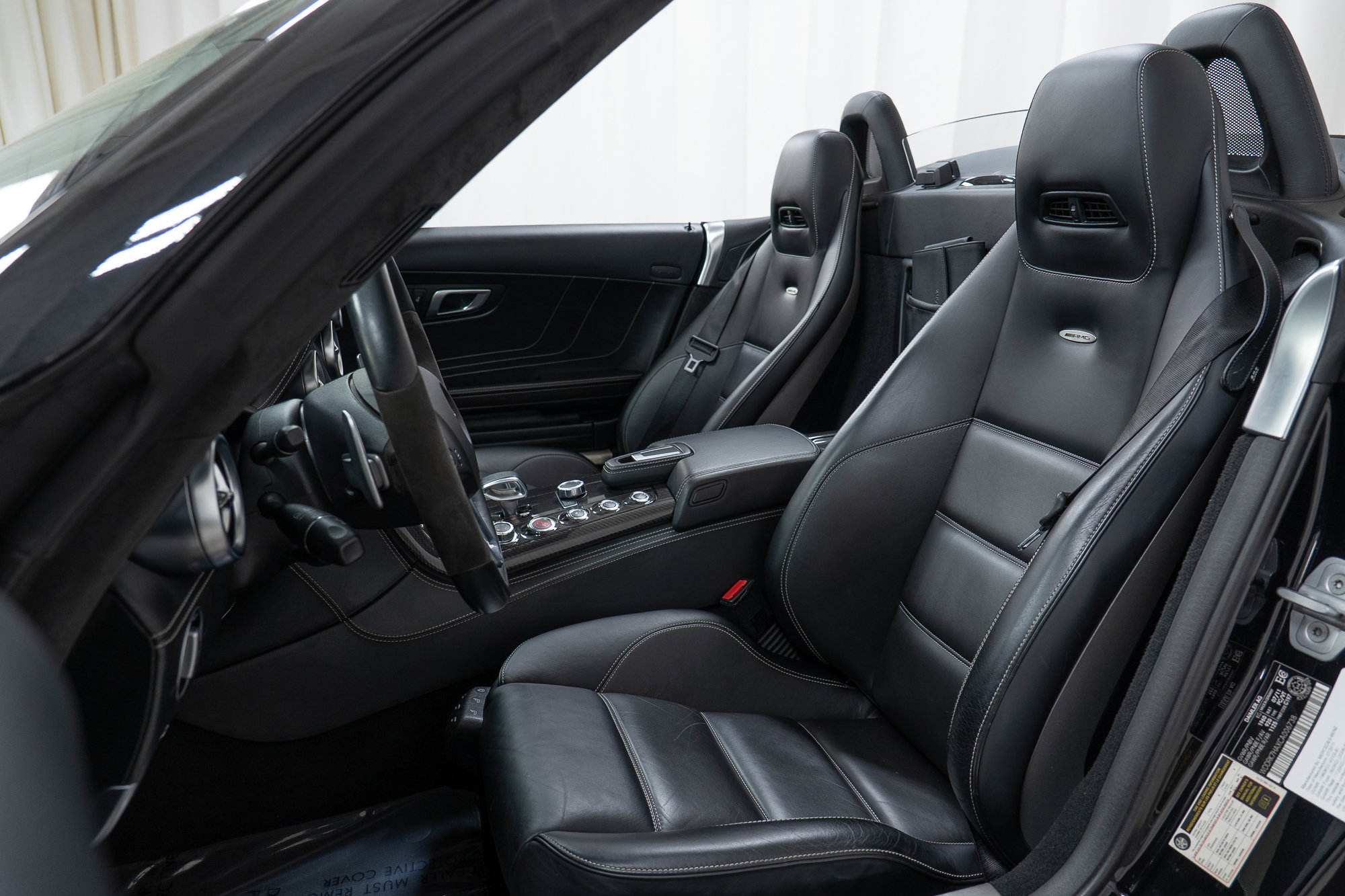 Used 2012 Mercedes-Benz SLS AMG Roadster image 17