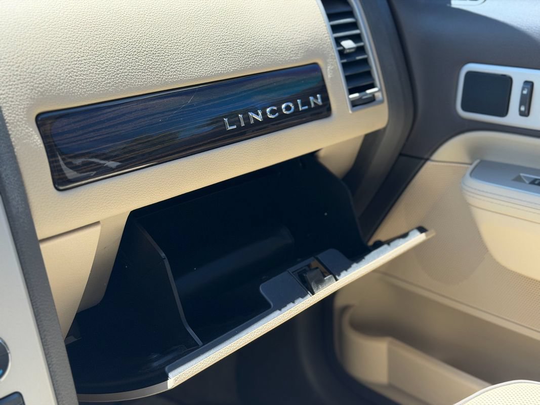 Used 2008 Lincoln MKX AWD image 21