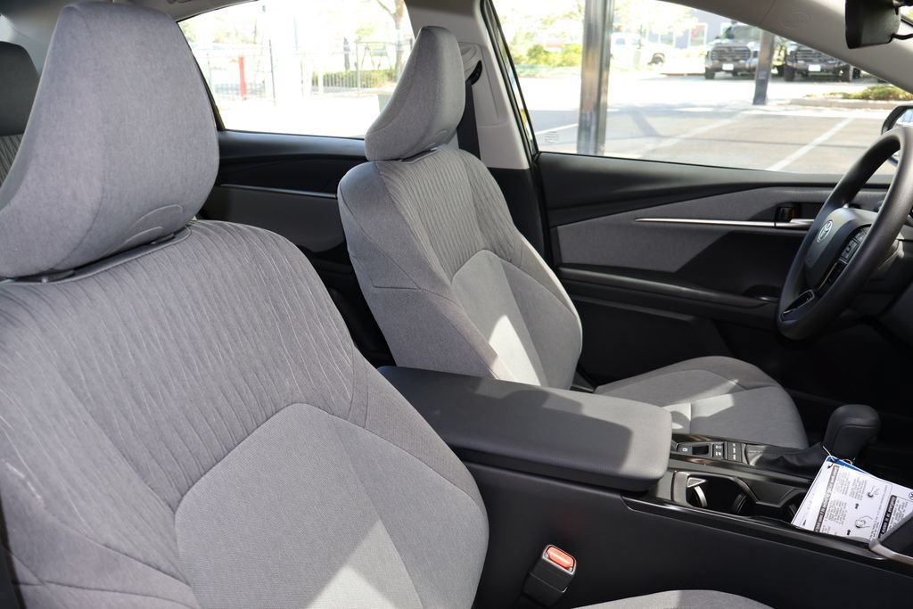 New 2026 Toyota Camry LE AWD/4WD image 37