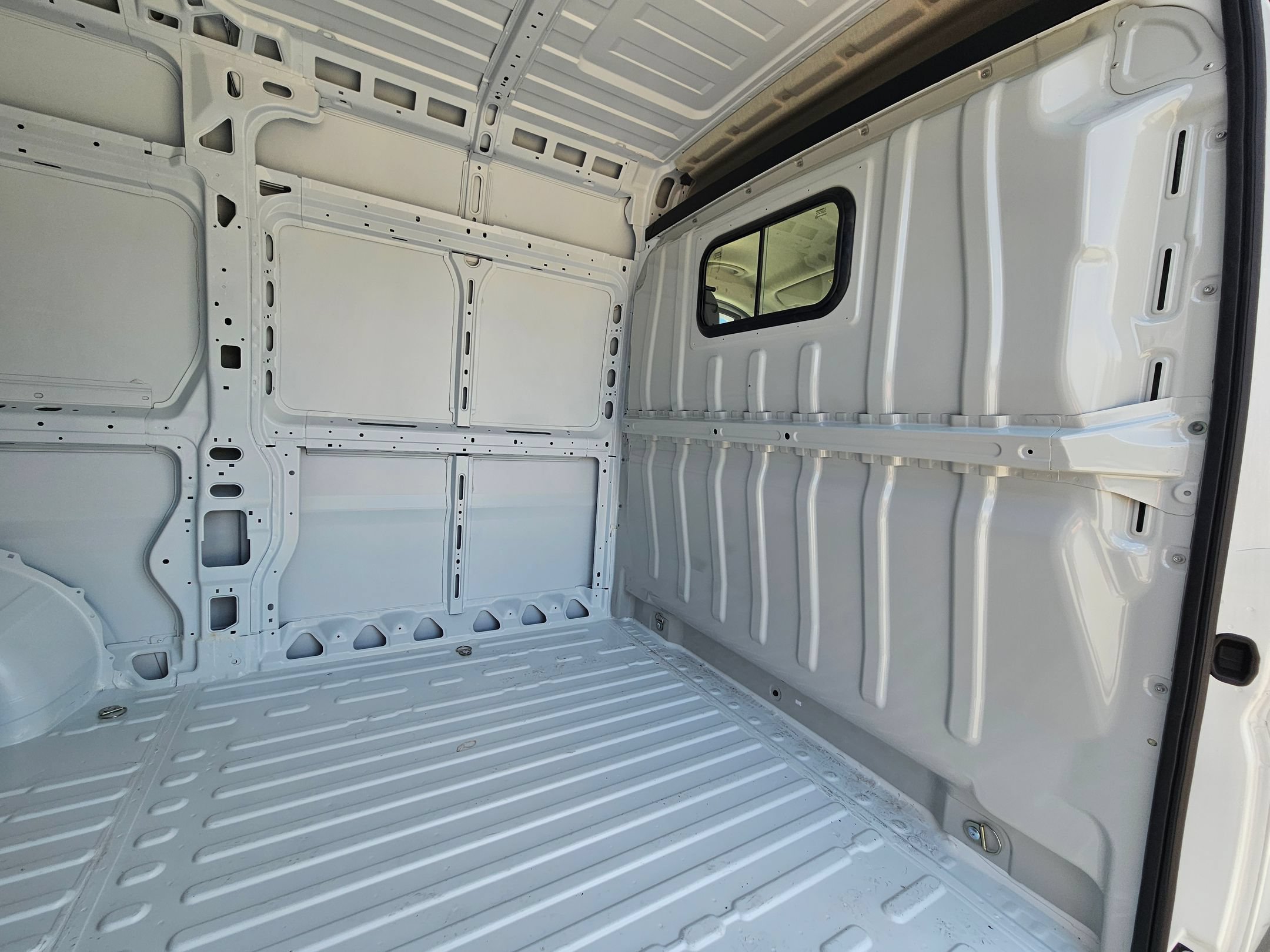 New 2026 RAM ProMaster 1500 w/ Convenience Group FWD image 24