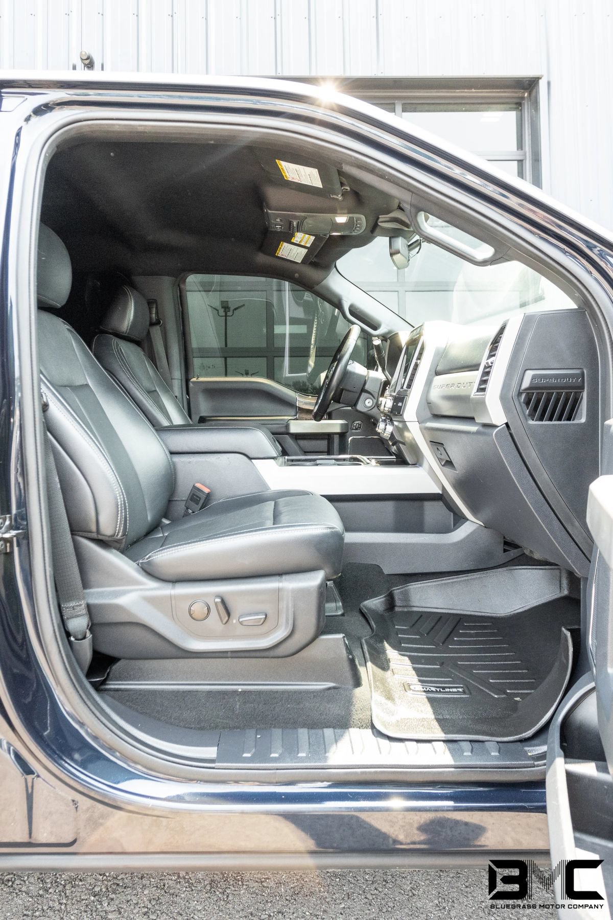 Used 2022 Ford F250 Lariat w/ Lariat Value Package AWD/4WD image 19