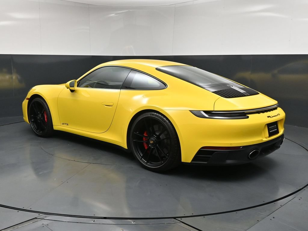 Certified 2022 Porsche 911 Carrera GTS w/ Premium Package RWD image 3