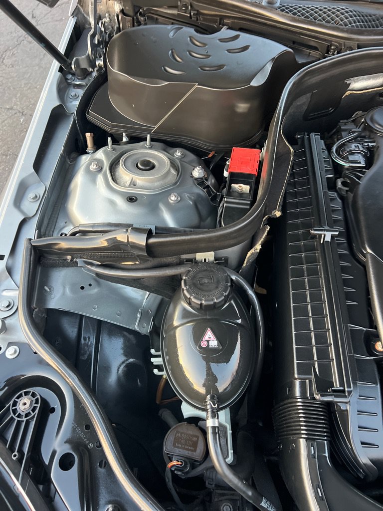 Used 2013 Mercedes-Benz E 350 4MATIC Sedan image 46