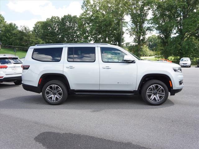 New 2022 Jeep Wagoneer Series III image 30