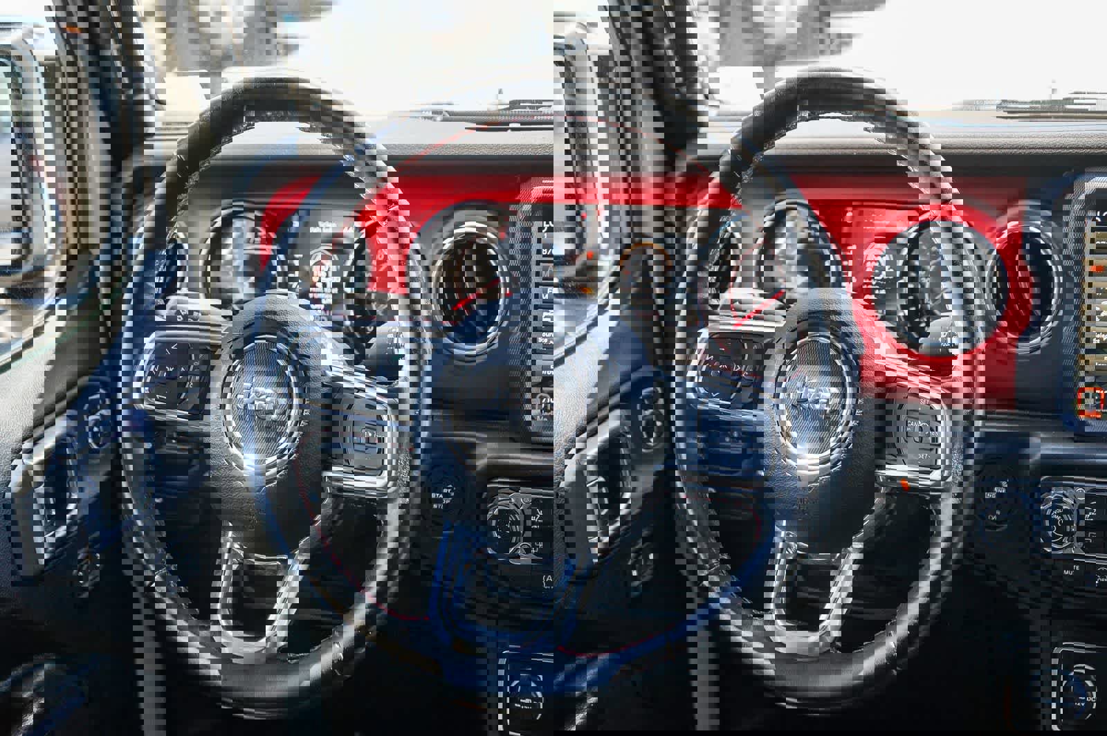 Used 2020 Jeep Gladiator Rubicon image 14