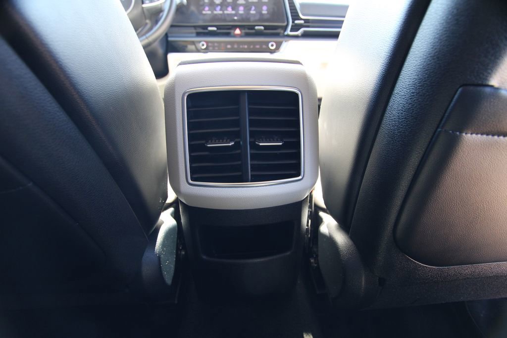 Used 2024 Kia Sportage EX image 36