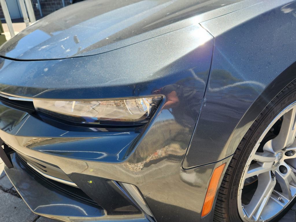 Used 2018 Chevrolet Camaro LT RWD image 8