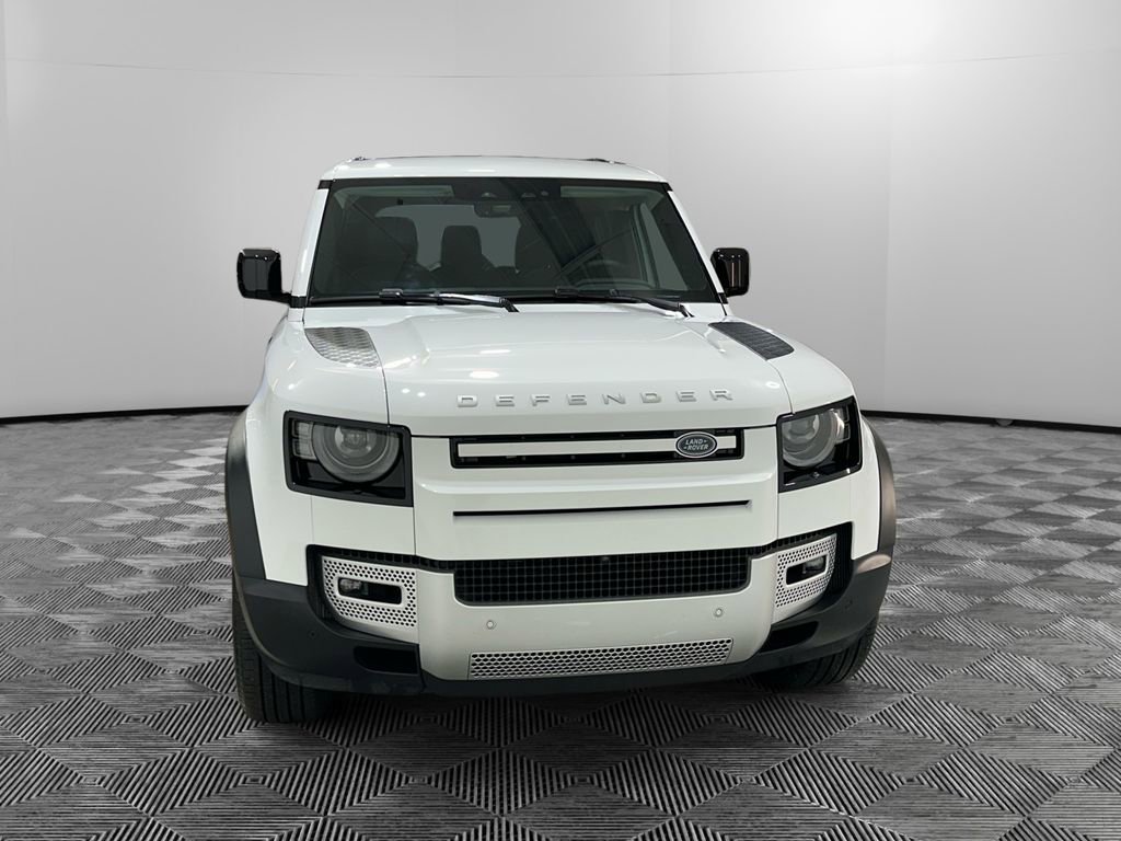 Used 2025 Land Rover Defender 110 S image 8