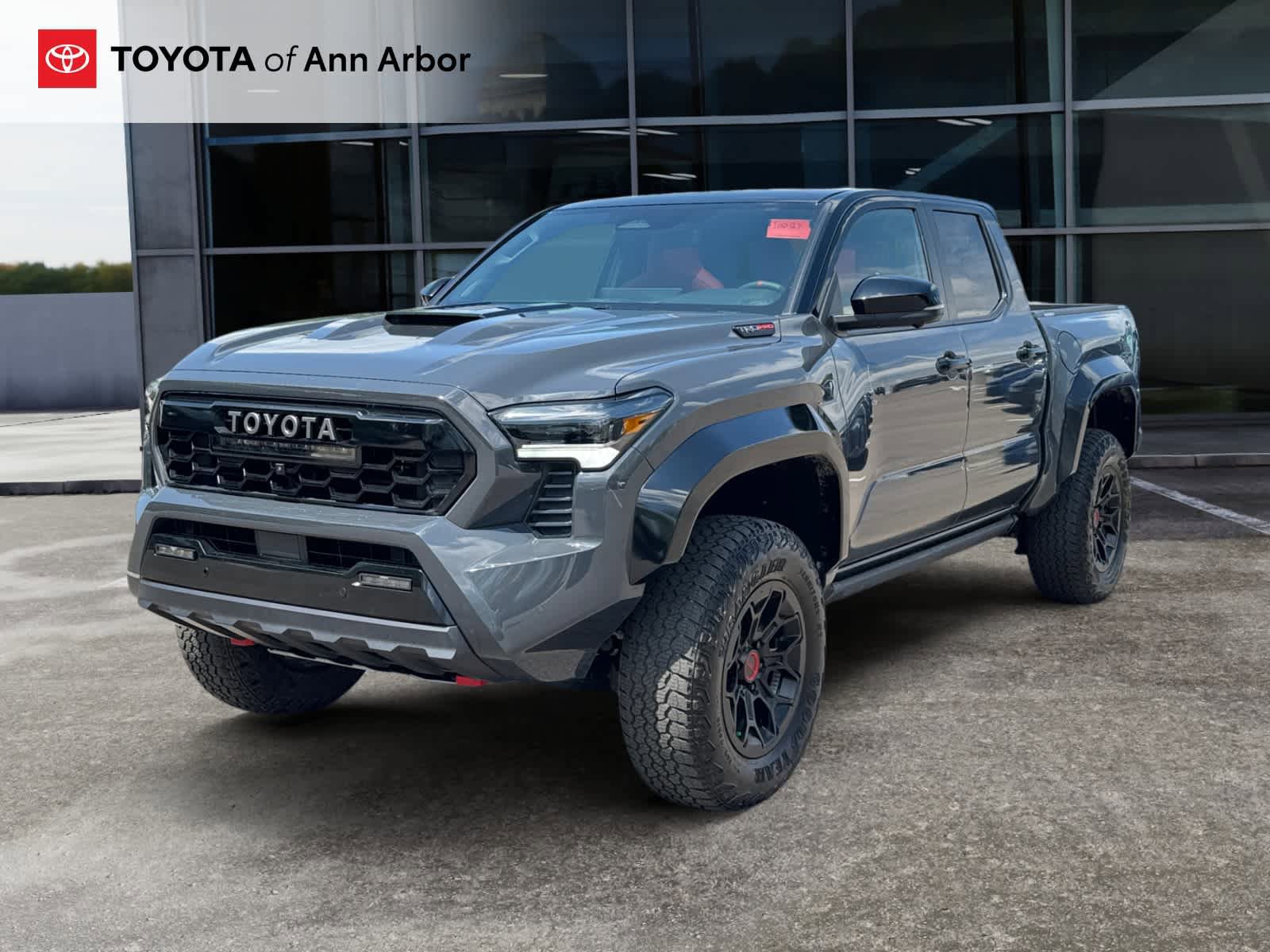 Used 2025 Toyota Tacoma TRD Pro AWD/4WD image 9