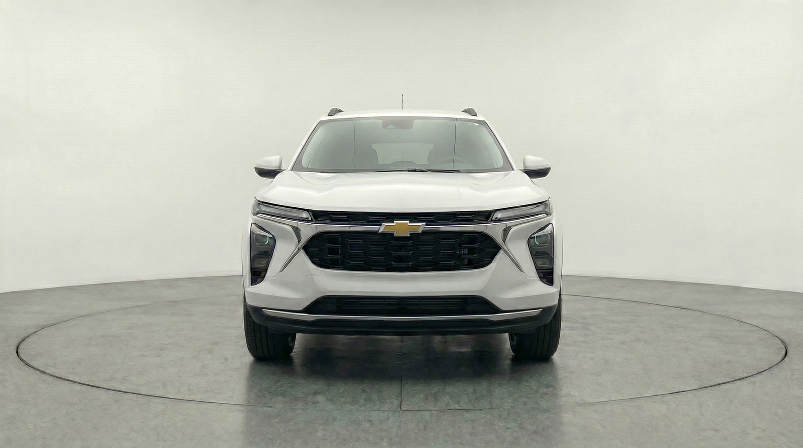 Used 2025 Chevrolet Trax LT w/ LT Convenience Package FWD image 2