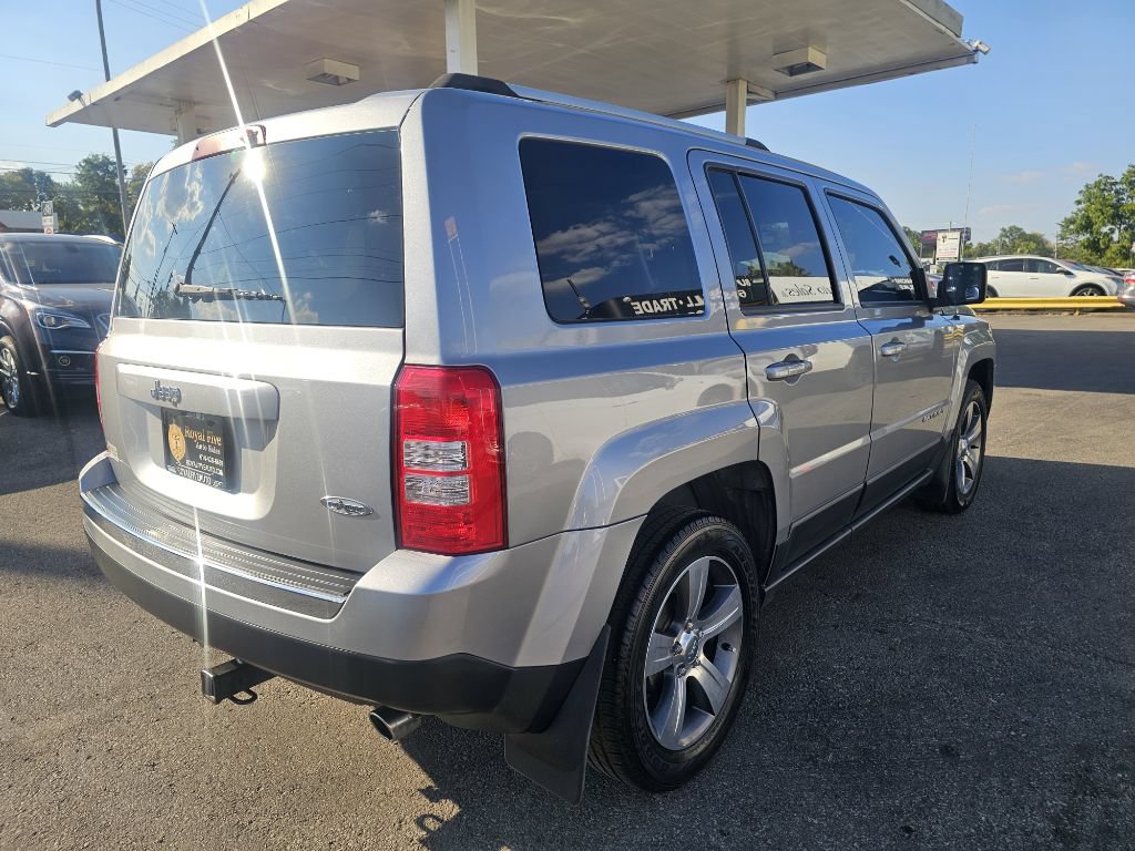 Used 2017 Jeep Patriot High Altitude FWD image 15