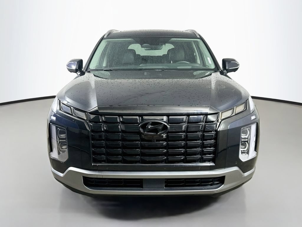 Used 2024 Hyundai Palisade Limited AWD/4WD image 2