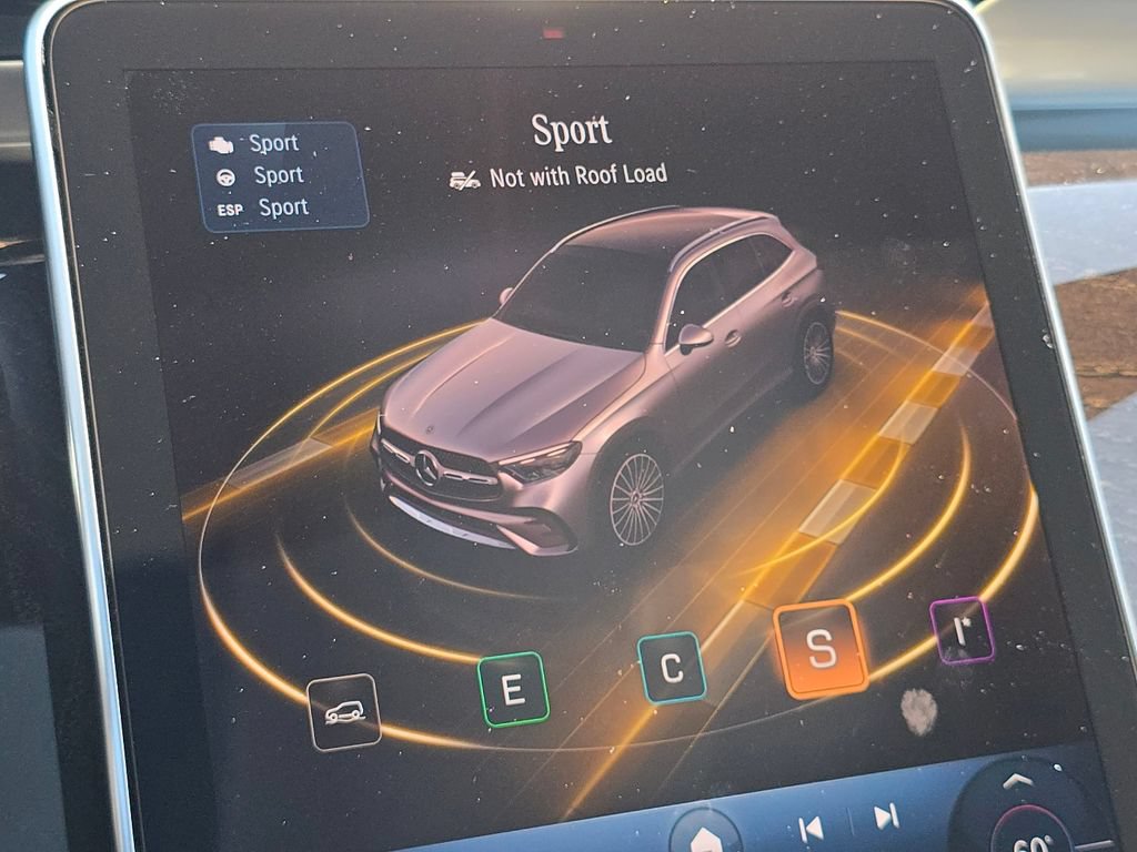 Certified 2024 Mercedes-Benz GLC 300 4MATIC image 33