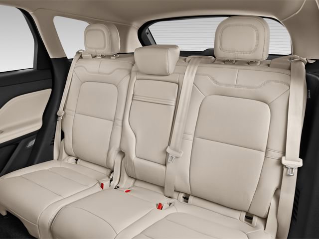 Used 2022 Lincoln Corsair FWD w/ Premium Package image 11