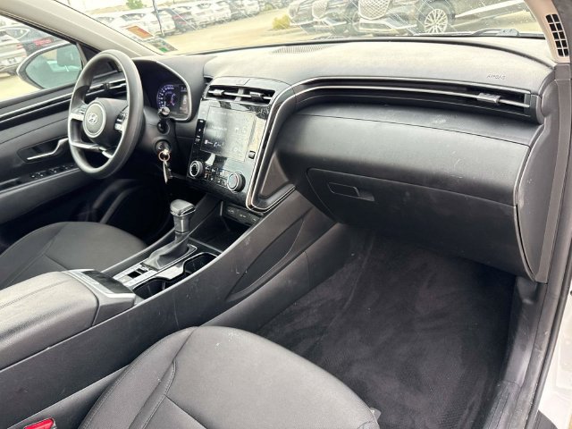 Used 2023 Hyundai Tucson SE AWD/4WD image 17