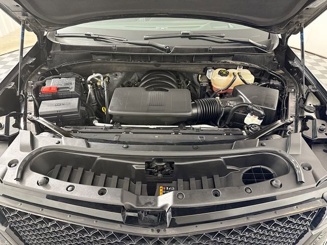 Used 2023 Cadillac Escalade Sport w/ LPO, Illumination Package AWD/4WD image 32