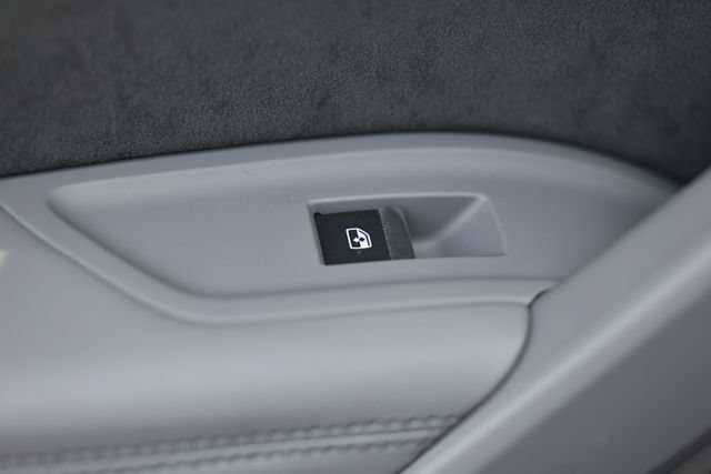 Used 2023 Audi SQ5 Prestige w/ Prestige Package AWD/4WD image 24
