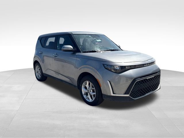 Used 2024 Kia Soul LX w/ Option Group 015 image 3