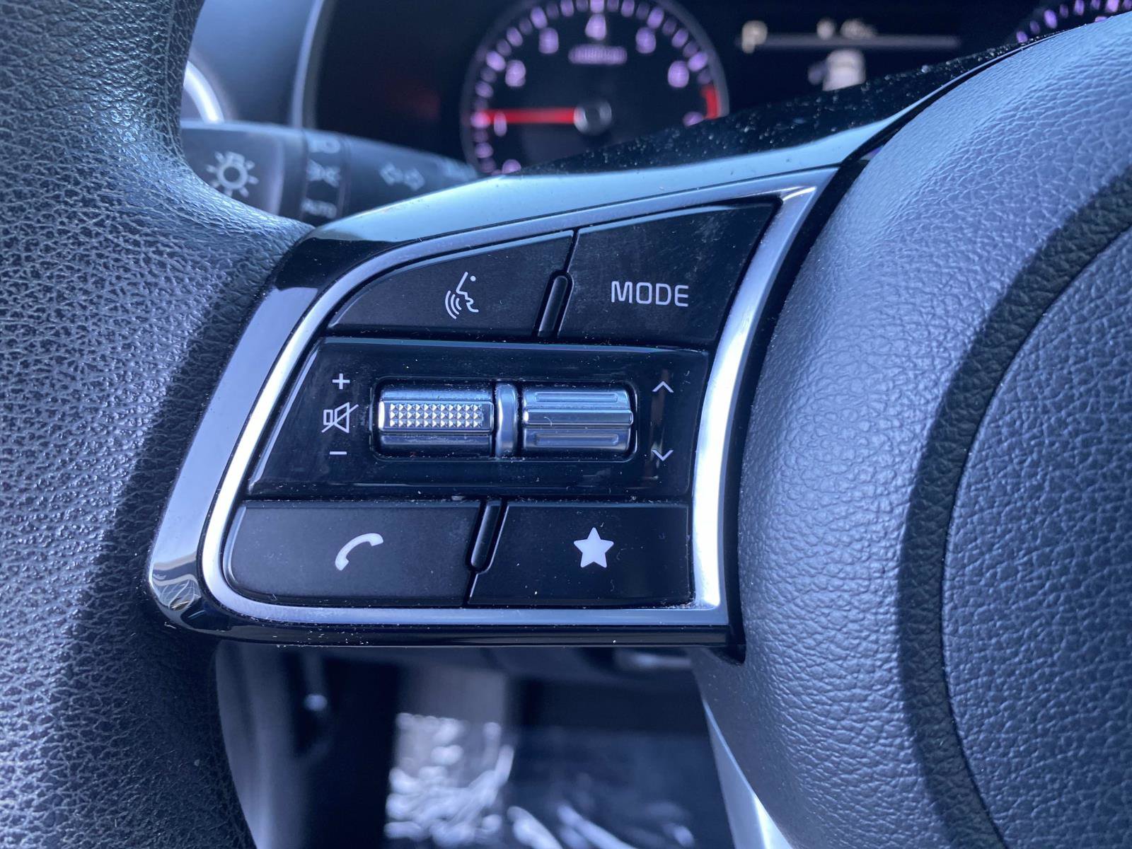 Used 2023 Kia Forte LXS w/ LXS Technology Package image 15