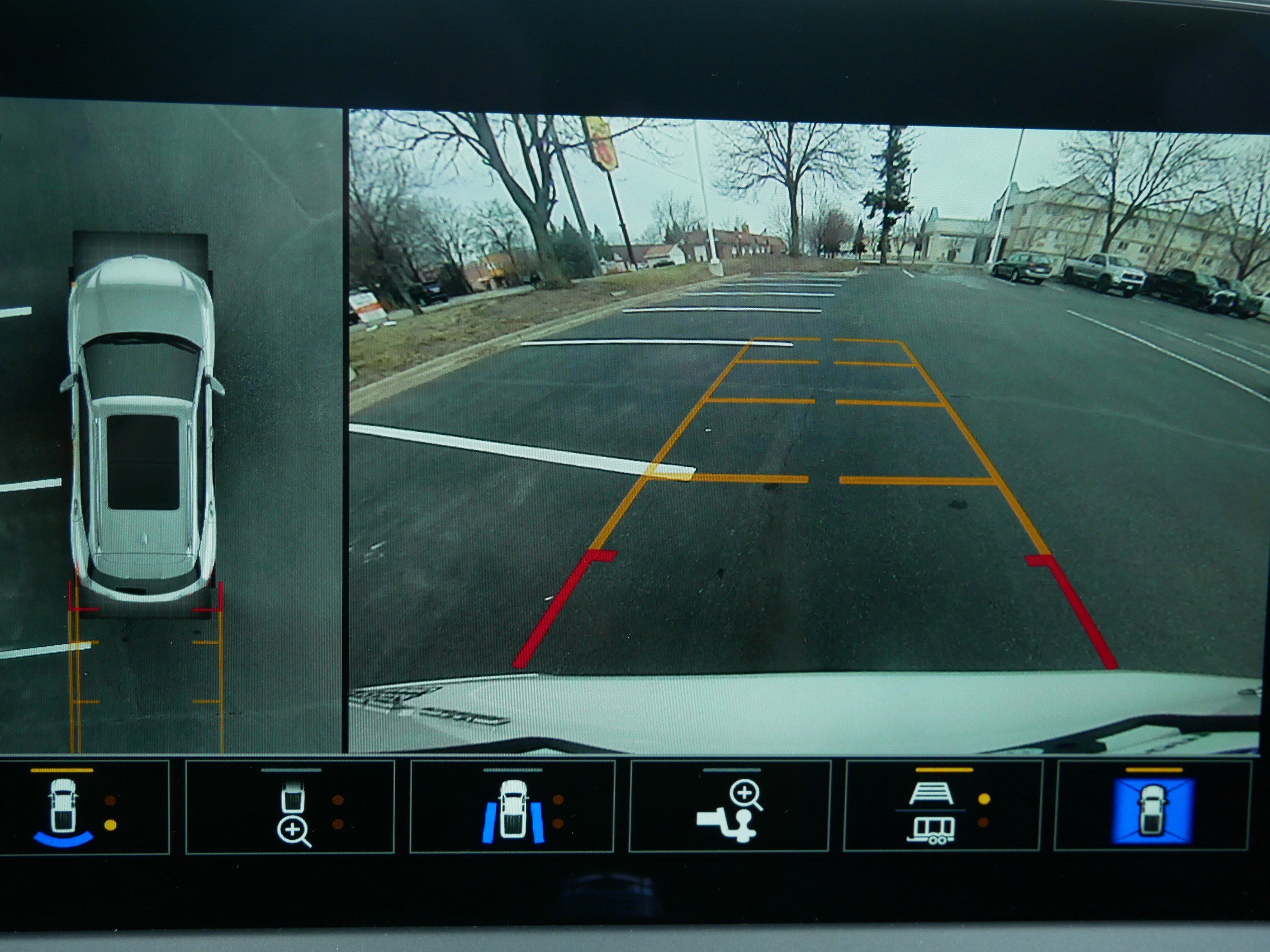 Used 2024 Chevrolet Blazer Premier w/ Driver Confidence II Package image 27