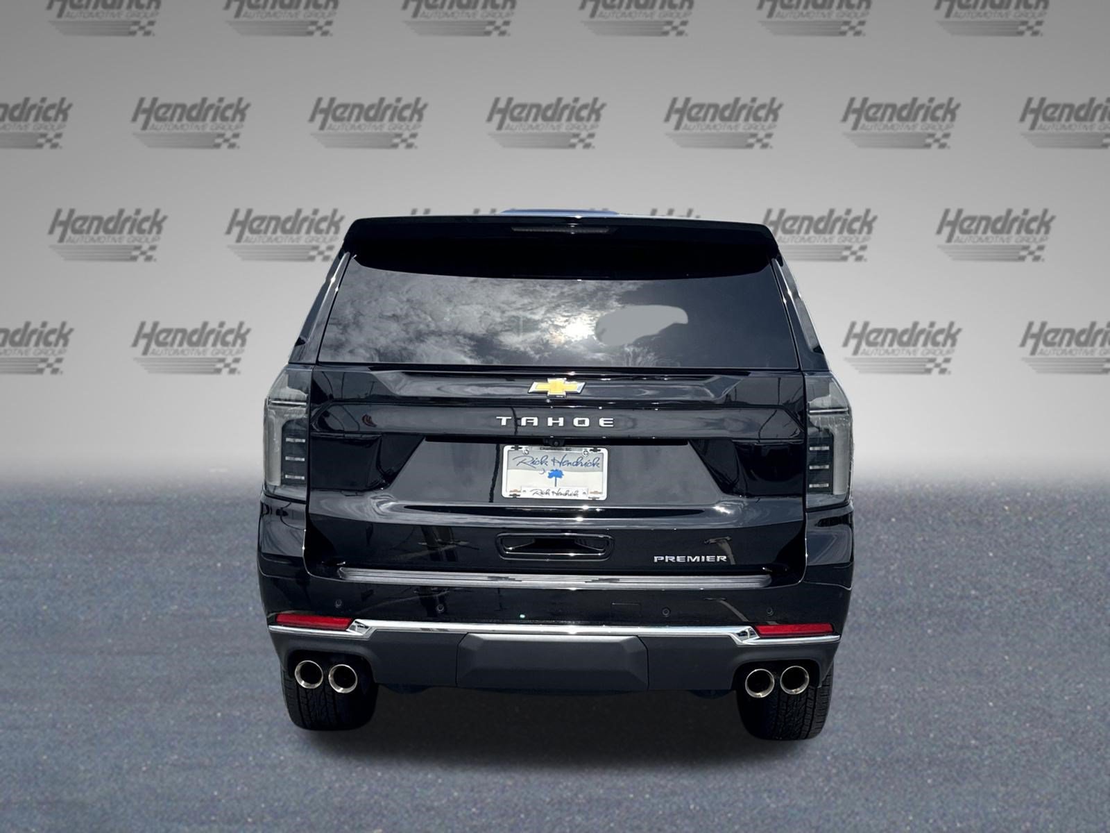 Used 2025 Chevrolet Tahoe Premier AWD/4WD image 9