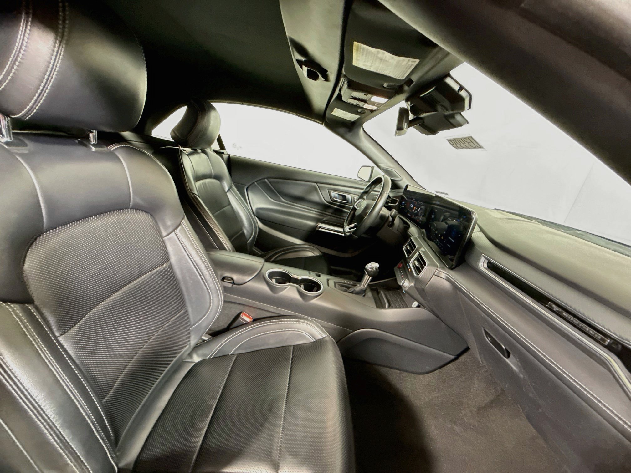 Used 2024 Ford Mustang Premium RWD image 23