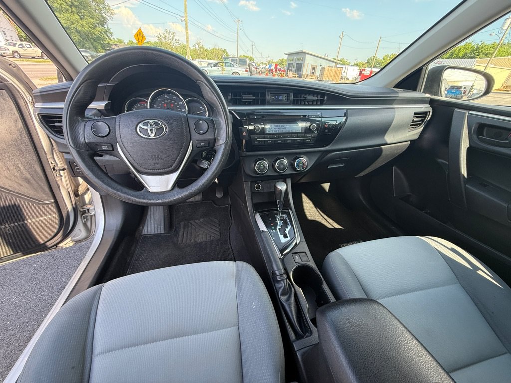 Used 2014 Toyota Corolla L FWD image 10