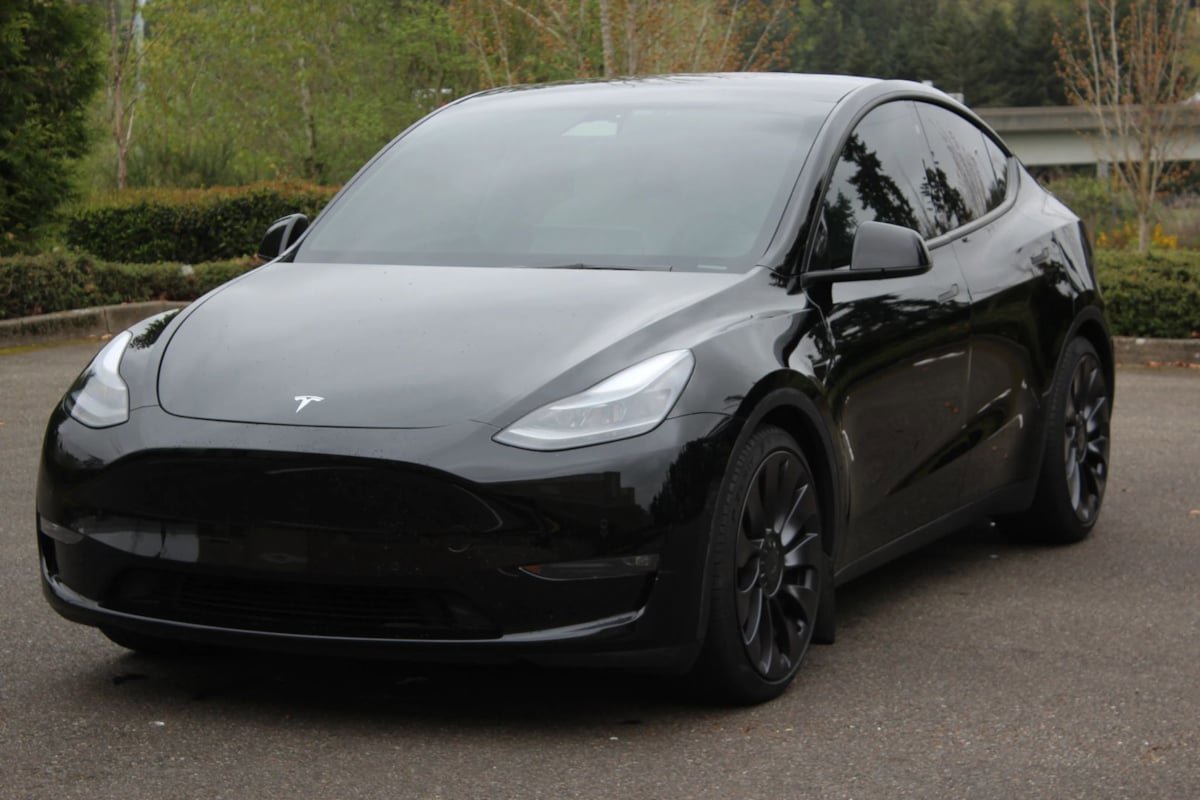 Used 2021 Tesla Model Y Performance AWD/4WD image 1