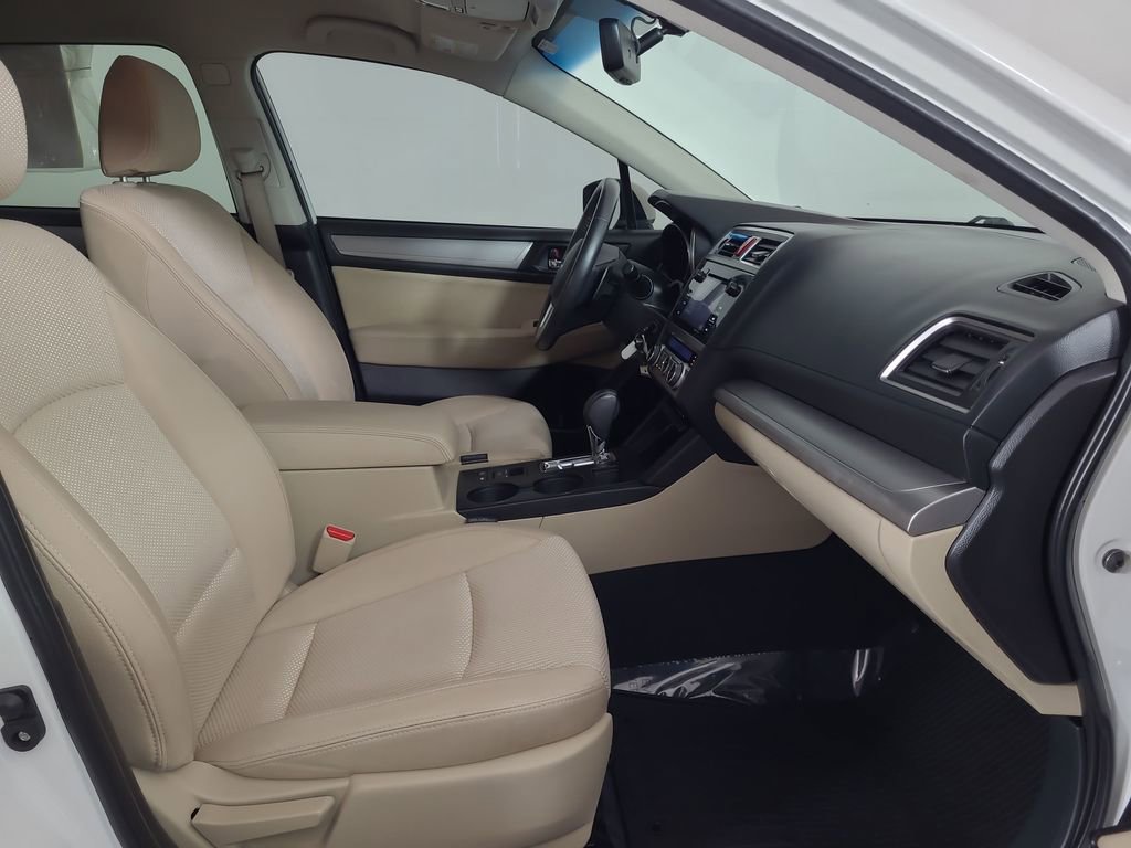 Used 2017 Subaru Outback 2.5i Premium AWD/4WD image 19