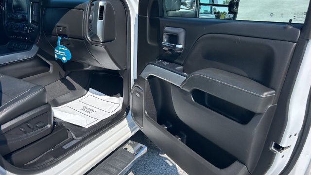 Certified 2019 Chevrolet Silverado 3500 LTZ w/ Duramax Plus Package AWD/4WD image 37