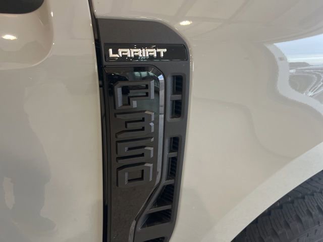 New 2026 Ford F350 Lariat w/ Black Appearance Package image 7