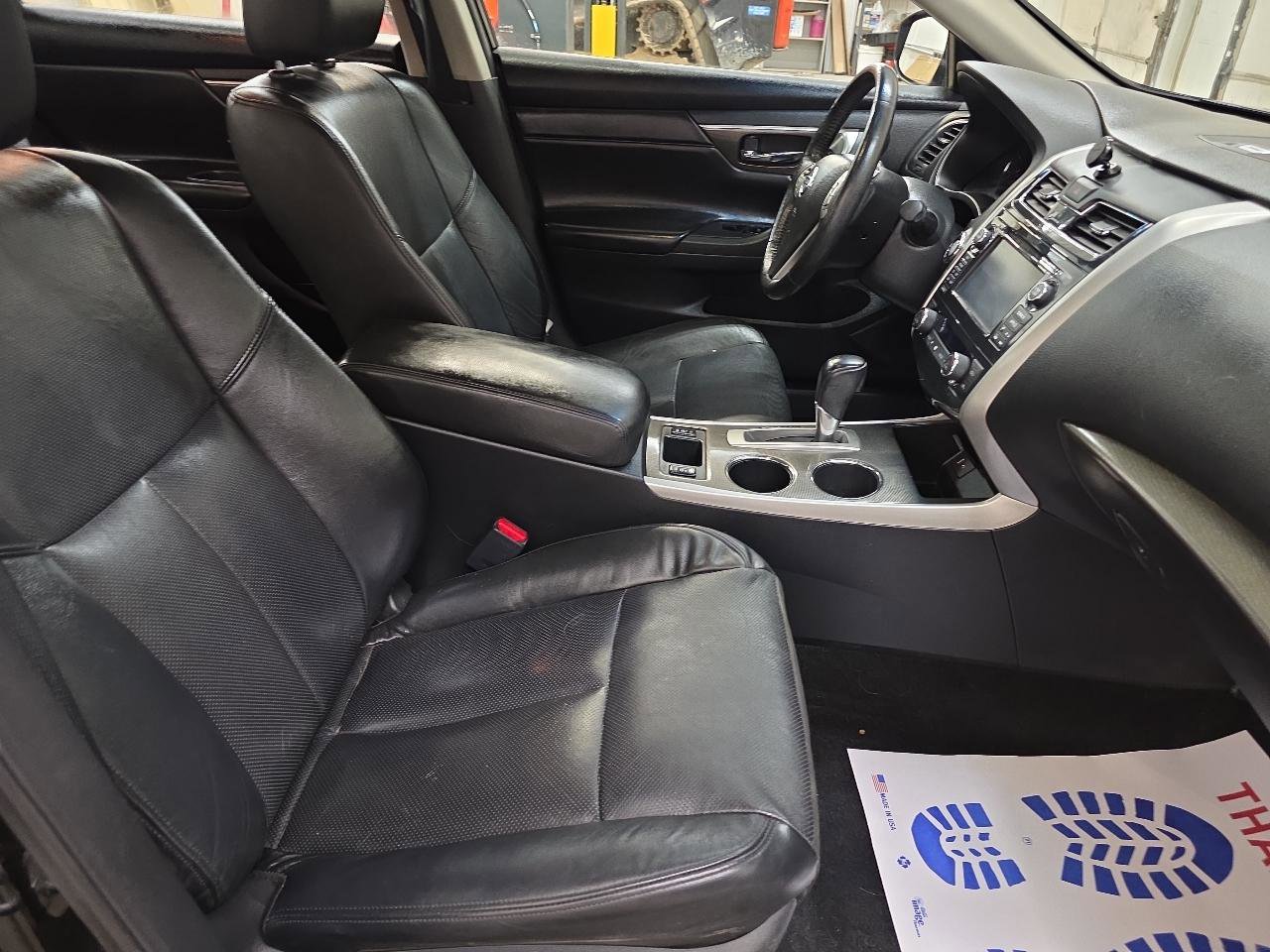 Used 2015 Nissan Altima 2.5 SL w/ Technology Package FWD image 36