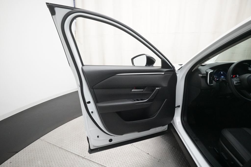 Certified 2023 MAZDA CX-50 2.5 S w/ Cargo Package AWD/4WD image 28