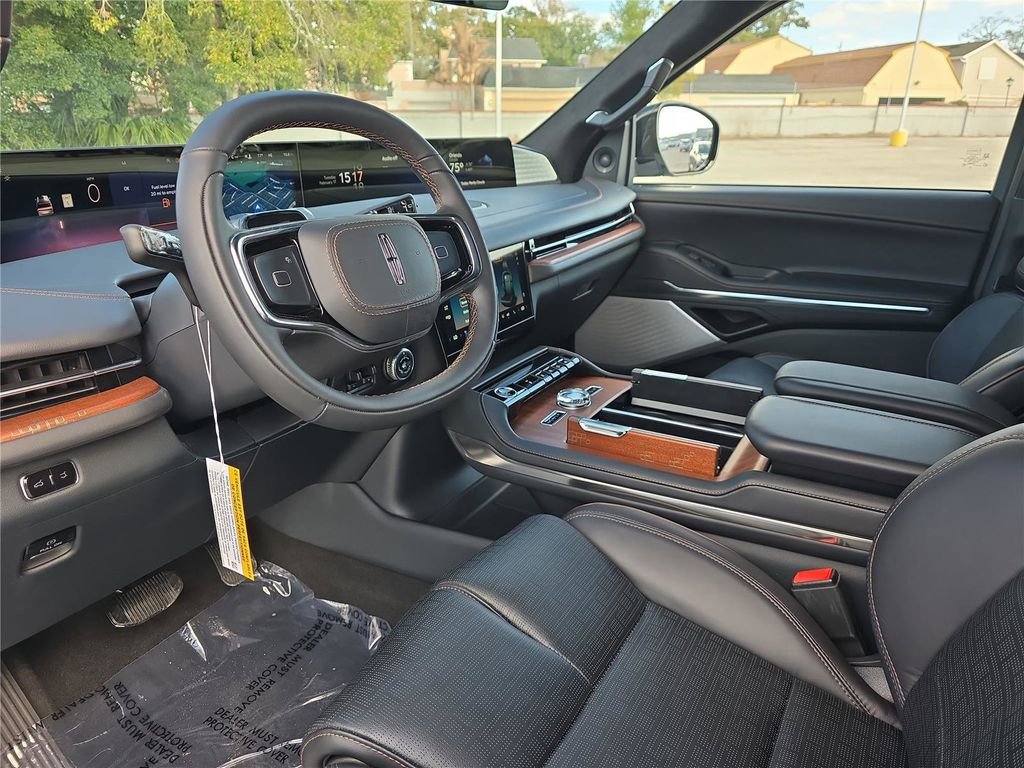 New 2026 Lincoln Navigator Black Label image 21