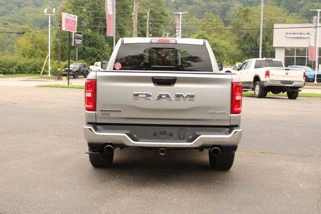 Used 2025 RAM 1500 Big Horn AWD/4WD image 7