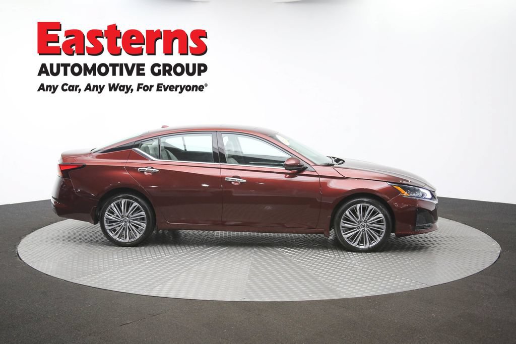 Used 2024 Nissan Altima 2.5 SL AWD/4WD image 49