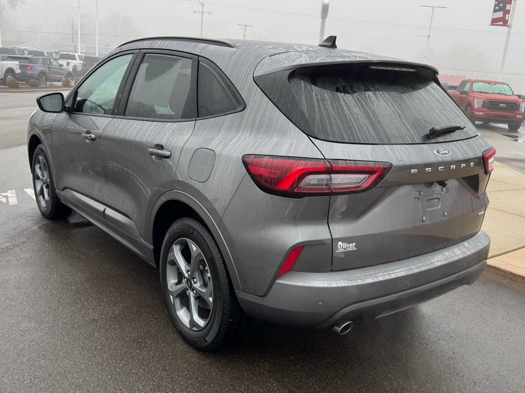 Used 2024 Ford Escape ST-Line w/ Tech Pack #1 AWD/4WD image 7