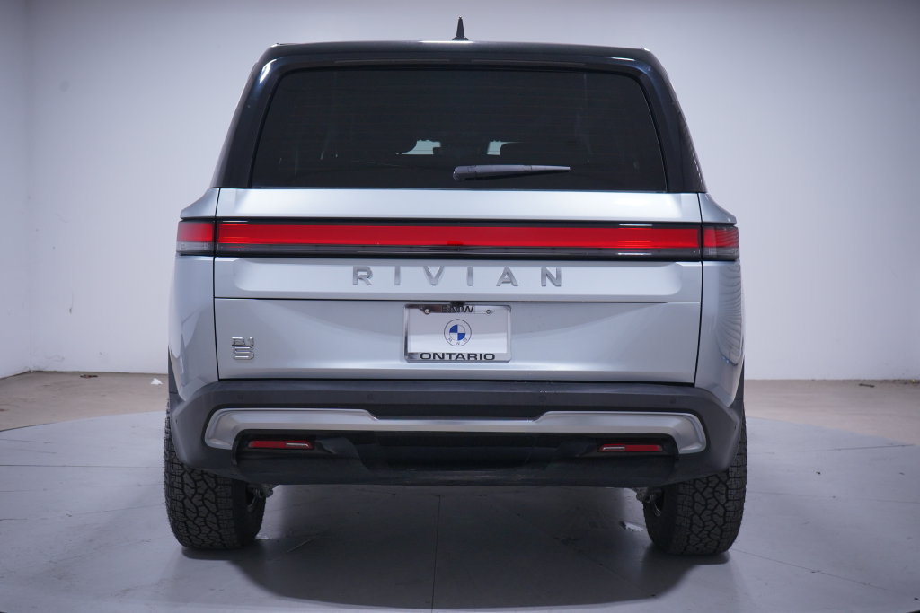 Used 2026 Rivian R1S Adventure Dual AWD/4WD image 5