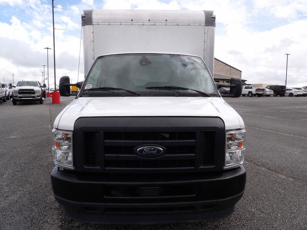 Used 2021 Ford E-350 and Econoline 350 Super Duty RWD image 12