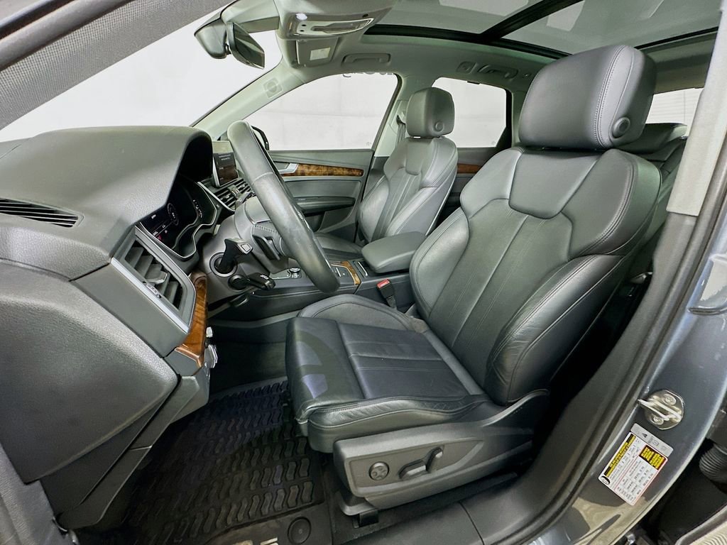 Used 2018 Audi Q5 Prestige w/ Prestige Package image 25