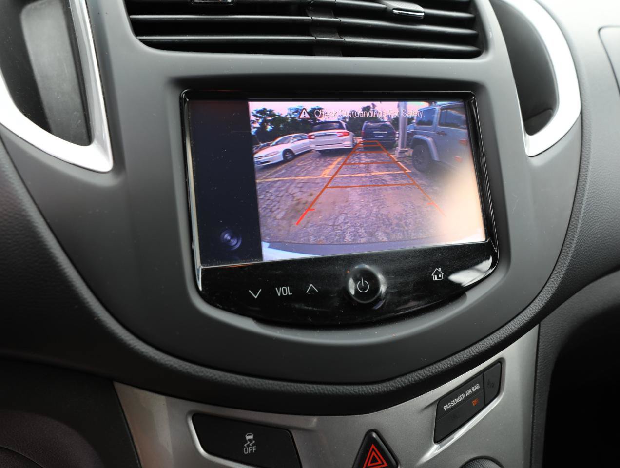 Used 2016 Chevrolet Trax LT w/ LT Convenience Package FWD image 19