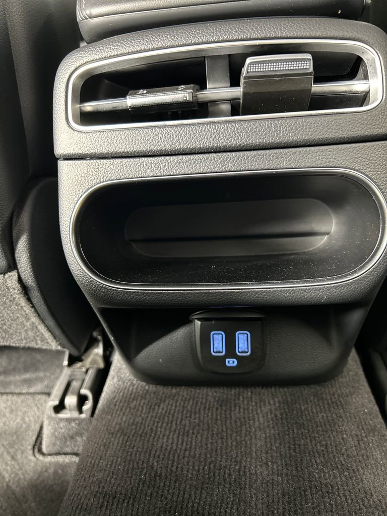 Used 2025 Genesis GV70 2.5T image 18